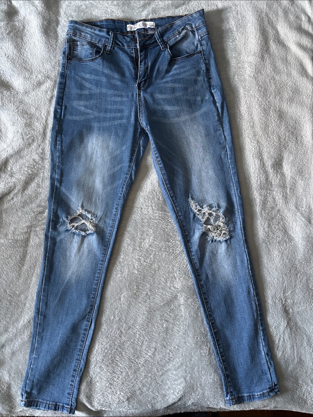 Women's Light Blue Distressed Skinny Jeans